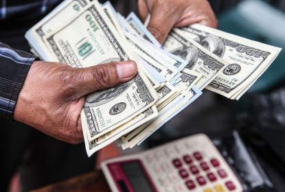 Cash world International